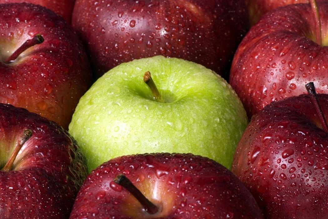 apples closeup